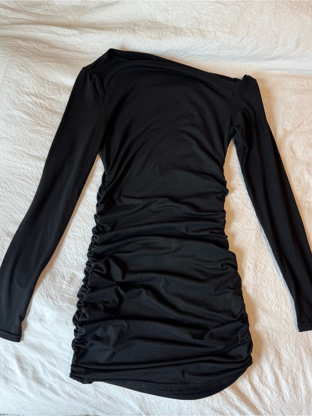 SHEIN Black One-Shoulder Long-Sleeve Ruched Bodycon Dress